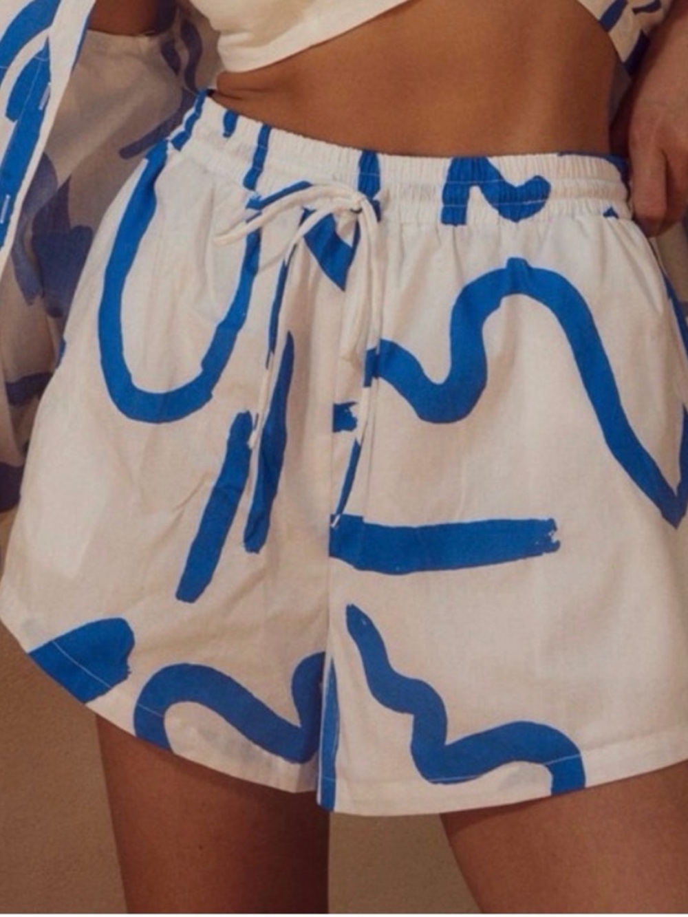 Abstract Print 2 Piece Set Medium Black White Lounge Shorts Outfit NWOT - Picture 4 of 4
